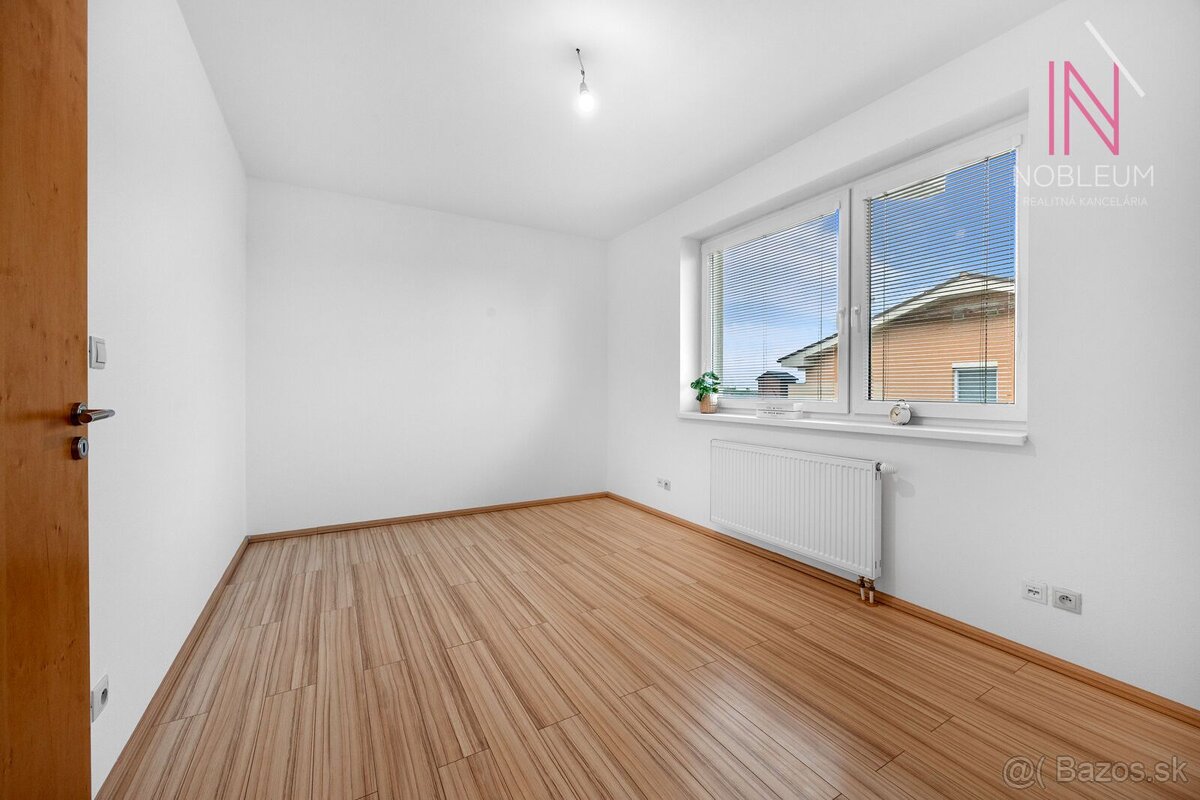 114,58 m2 v 3 izbovom byte v Rovinke Byt v ktorom, má každý - 10