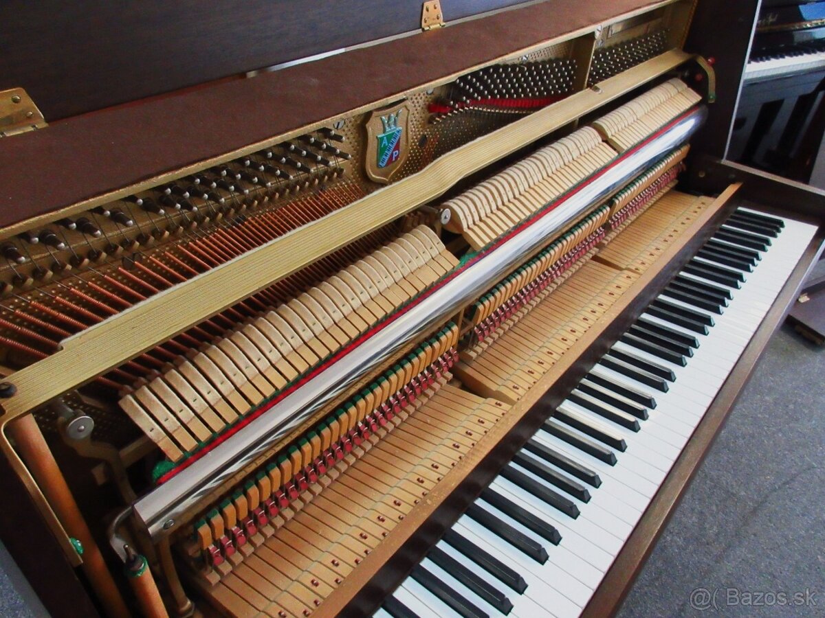 Petrof expotrný kus zo západnej Európy - 10