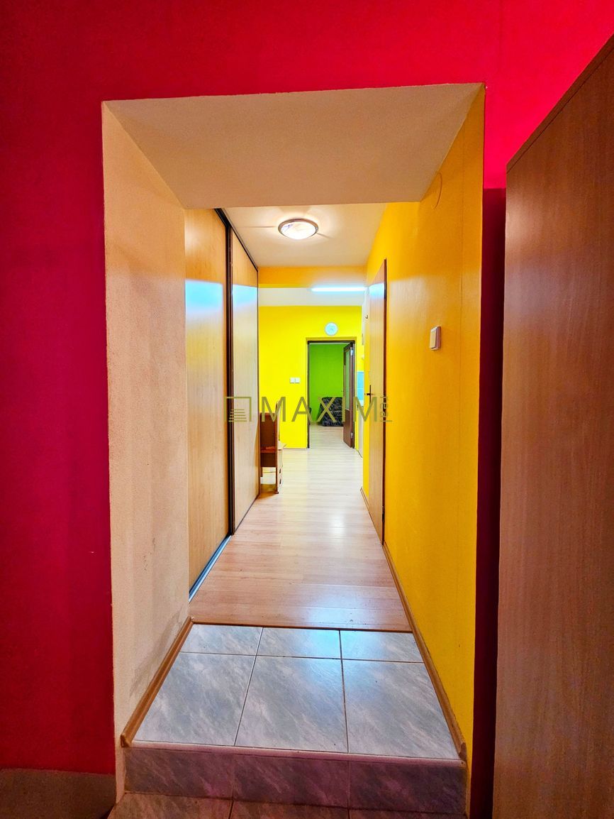 Ponúkame na predaj Rodinný dom v Bratislave - Vajnory - 10