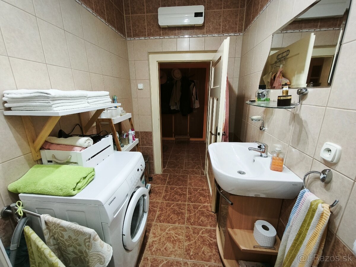 PREDAJ 3- izbový rodinný dom Hradište - 10