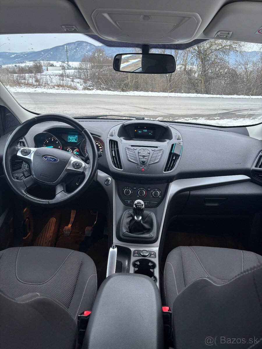 Ford Kuga 2.0 TDCi - 10