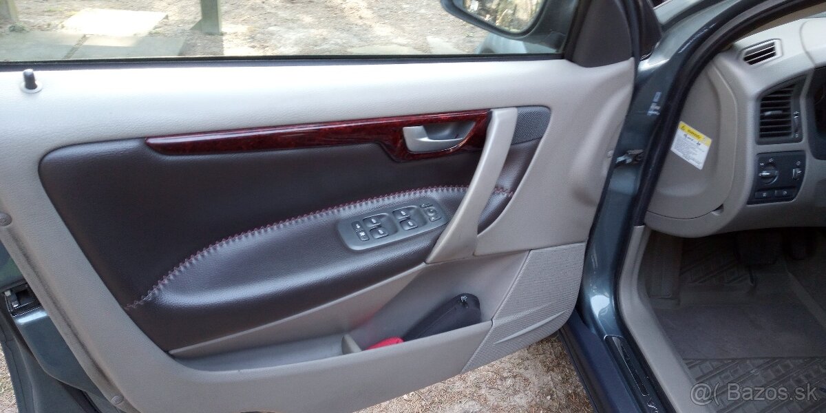 Predám Volvo xc70 - 10