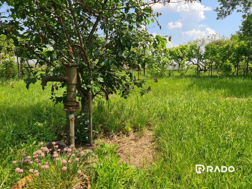 RADO | IBA U NÁS POZEMOK na stavbu DOMOV 1000 m2, Lehnice - 10