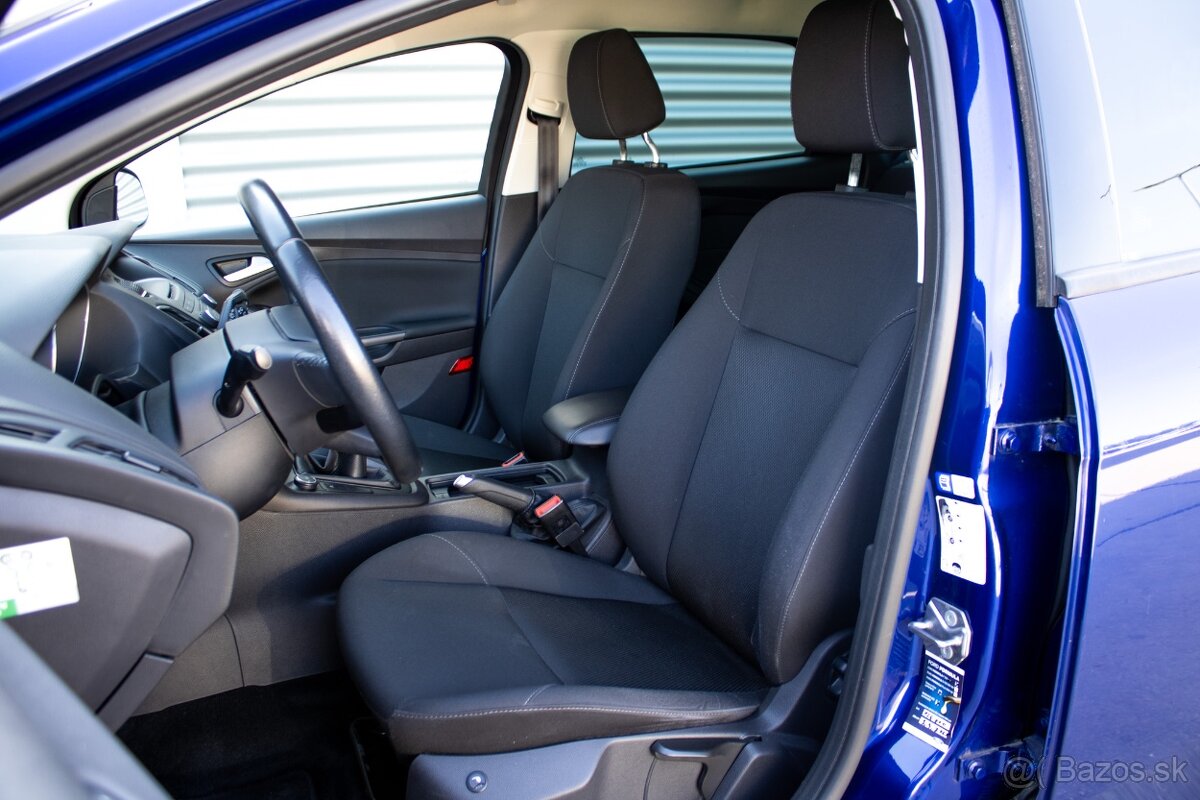 Ford Focus Kombi 1.0 EcoBoost Business X 2017 - 10