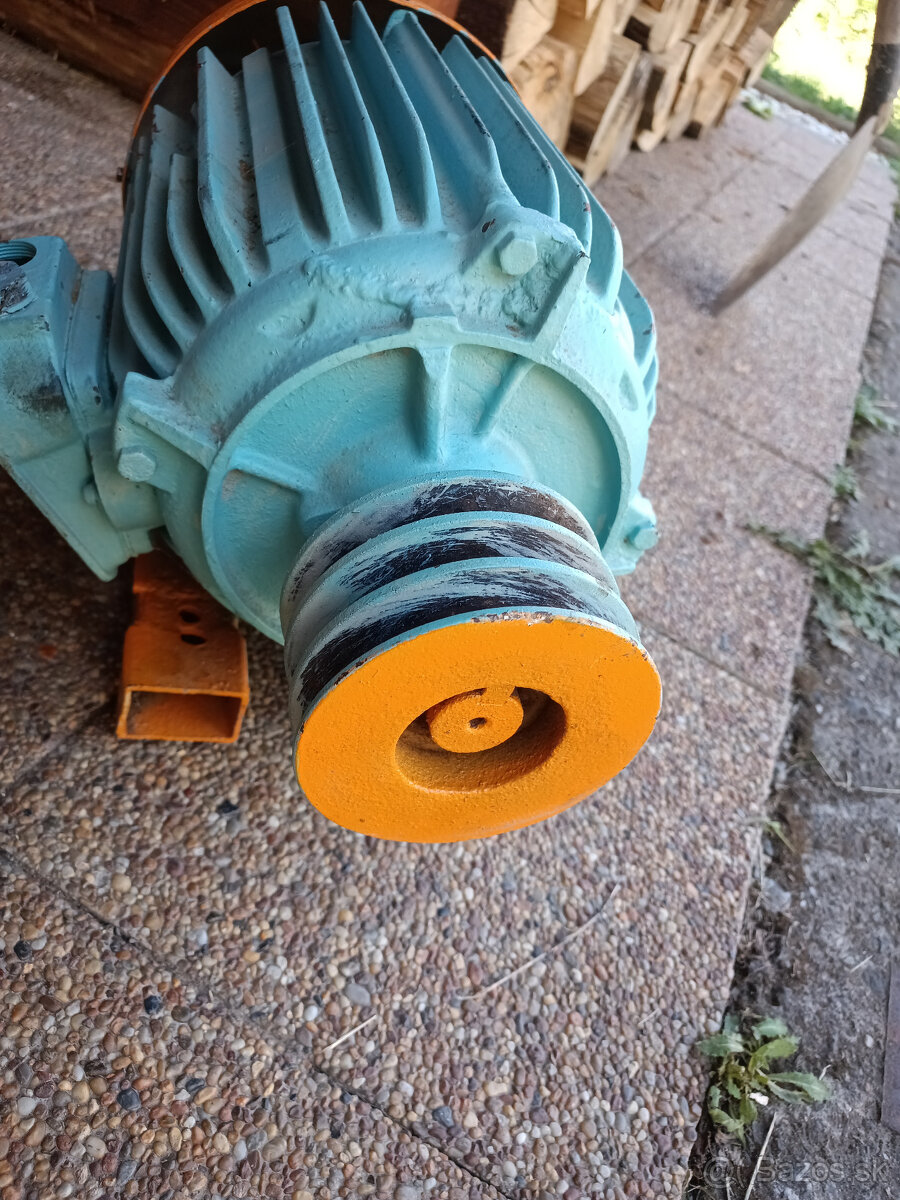 elektromotory 4kW a 2.2kW - 10