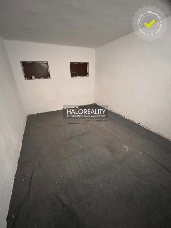 HALO reality - Predaj, trojizbový byt Selice, s garážou - 10