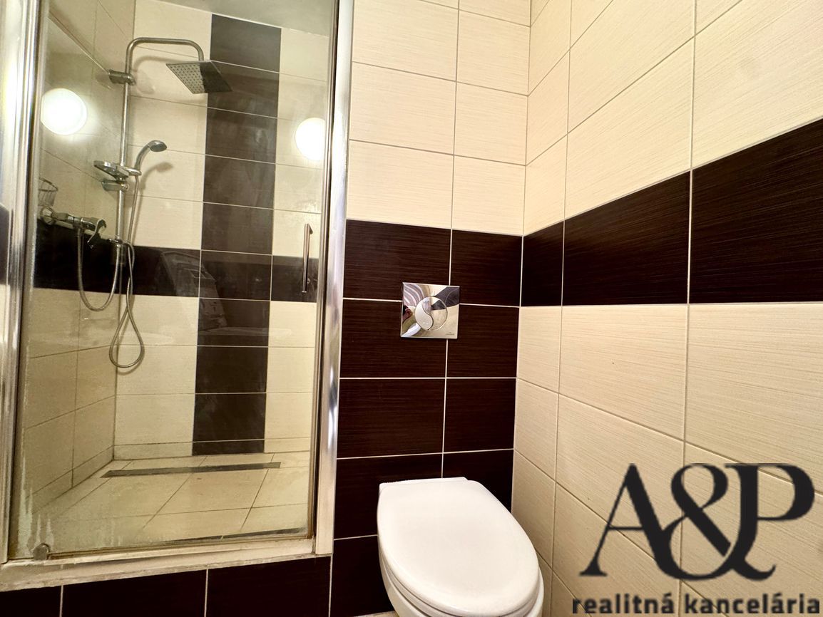 NA PRENÁJOM 1,5 IZBOVÝ BYT, 37 M2, ŠTEFÁNIKOVA UL., SENICA - 10