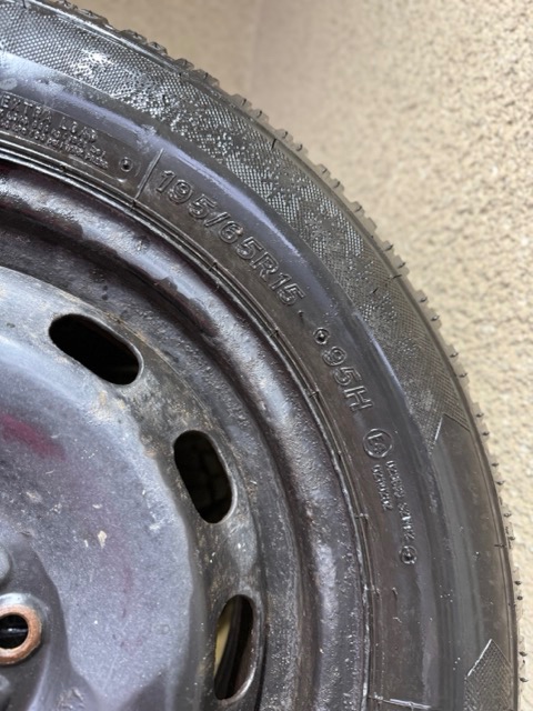 Penumatiky zimné 195/65 R15 - 10