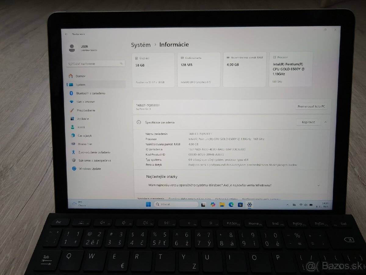 Predám notebook Microsoft Surface GO 3 - 10