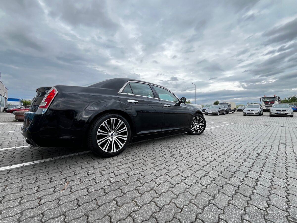 Lancia Thema 3.0, Chrysler 300C,176 kw, Automat - 10