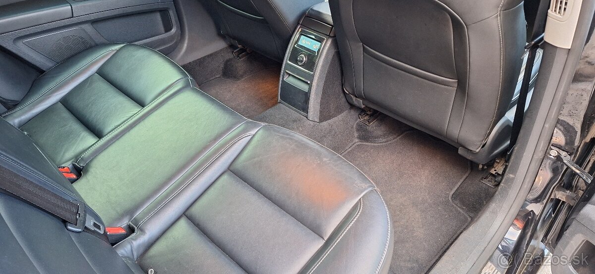 Škoda Superb 2.0 Style DSG - 10