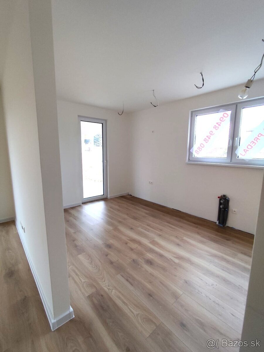 NA PREDAJ NOVOSTAVBA č. 1 V SĽAŽANOCH - 10