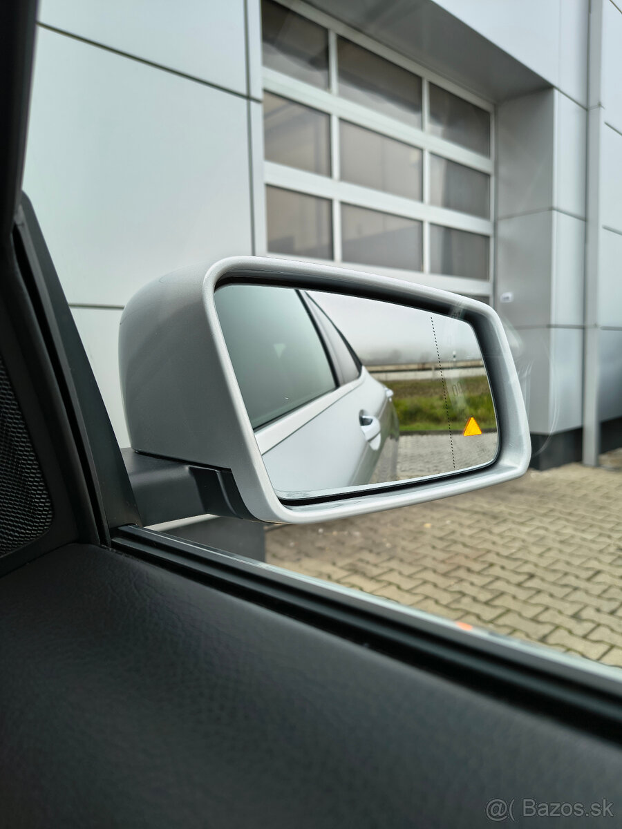 Mercedes-Benz GLA 200d 4-Matic - 10