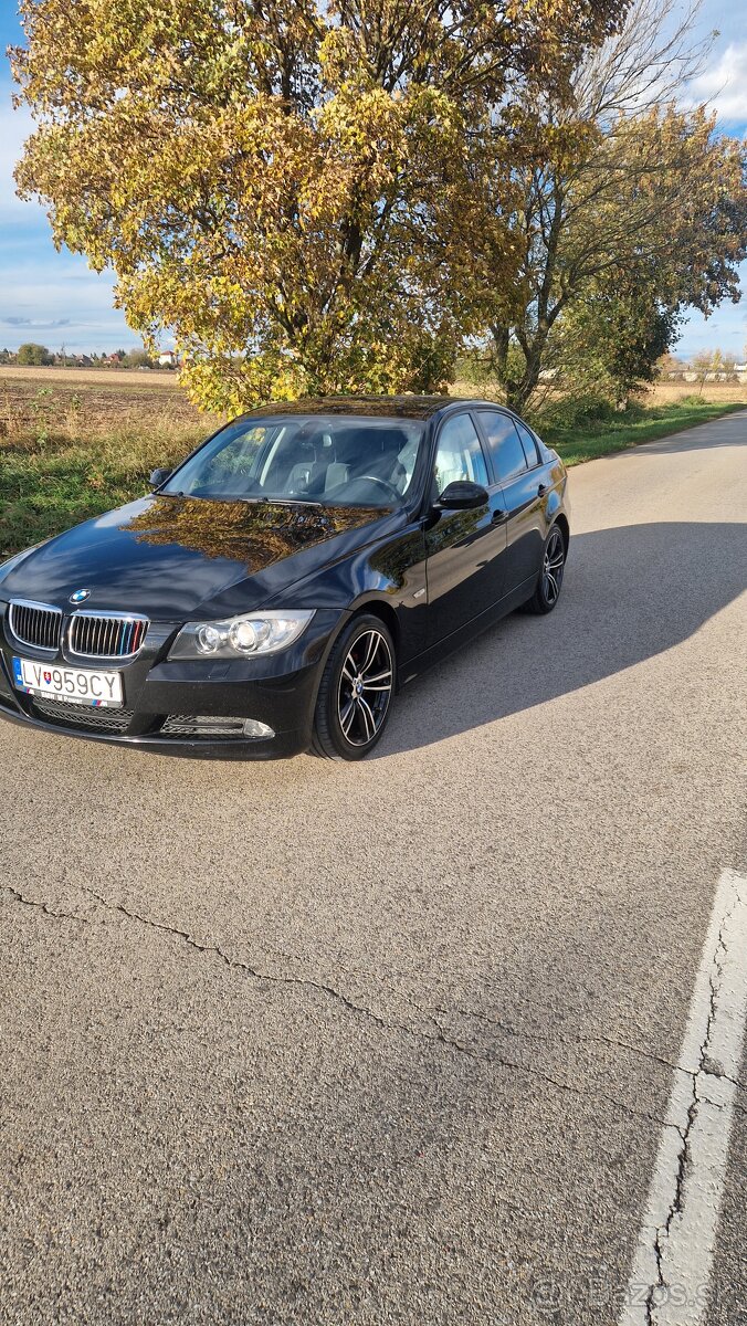 BMW e90 320 d - 10