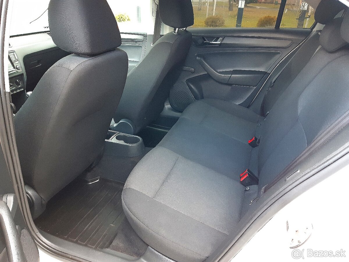 Škoda Rapid 1.0 TSI Ambition EU6 70KW 5M - 10