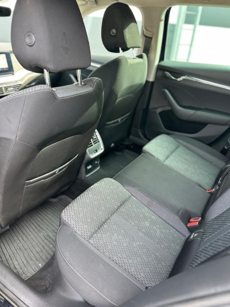 Octavia Combi 2,0 TDI 110kw Kamera Virtual - 10