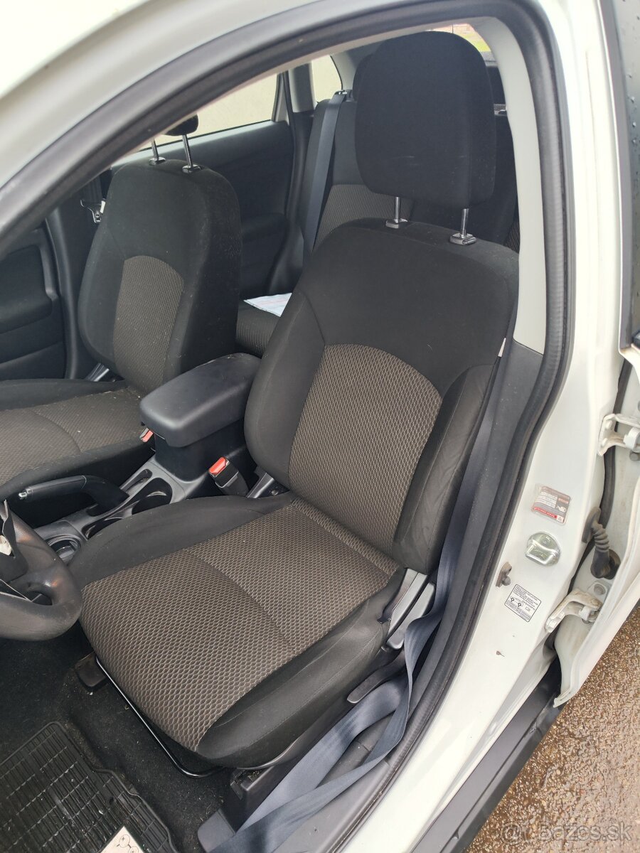 Mitsubishi ASX 1.6i - 10