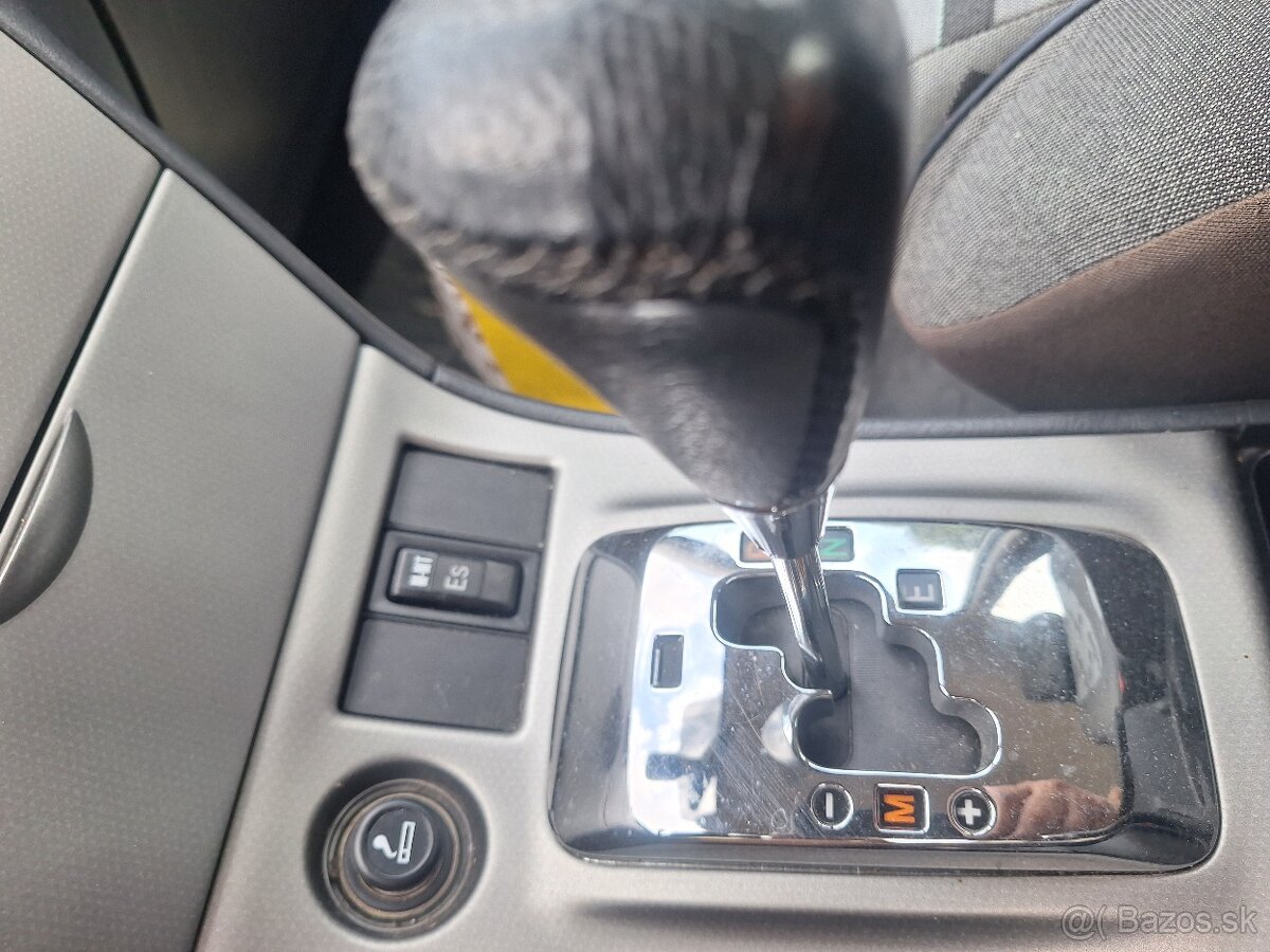 TOYOTA COROLLA 1,4 DIESEL 66KW AUTOMAT KLÍMA - 10