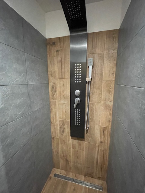 Luxusný 2i byt s 3 lodžiami na Krčulovej v Brezne - 10