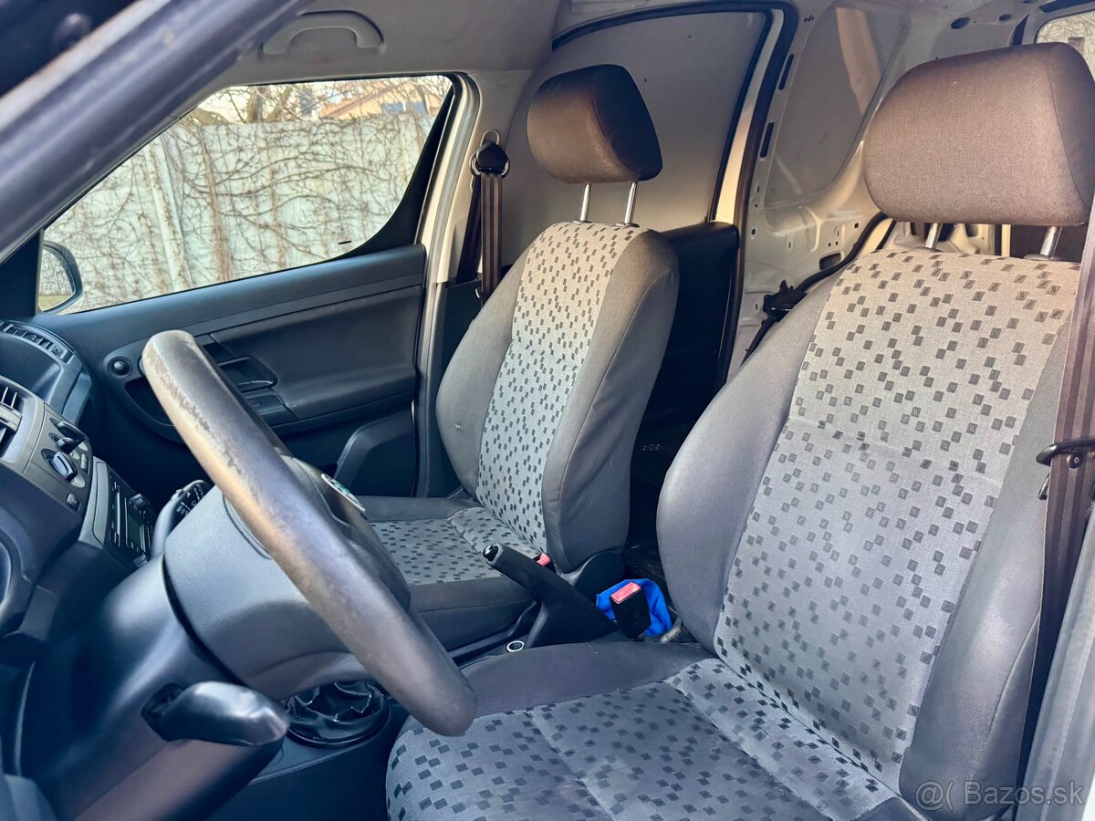 Škoda Roomster Praktik 1.6TDi - 10