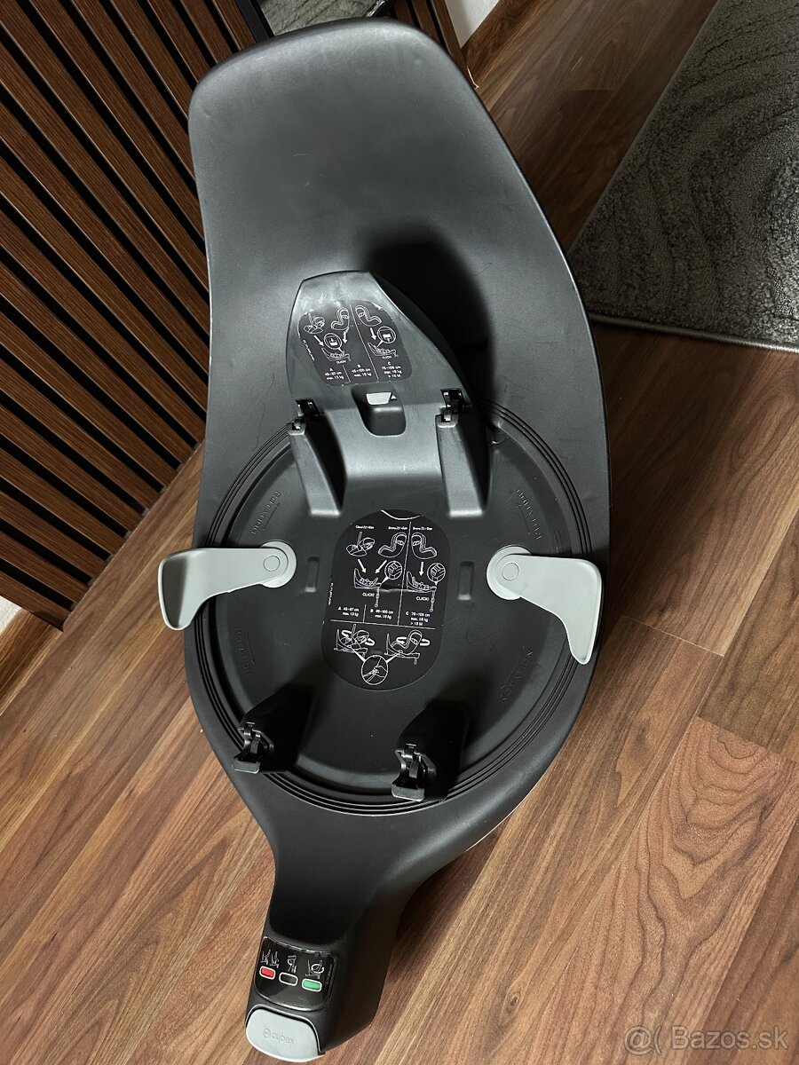 Cybex T-cloud + základňa - 10