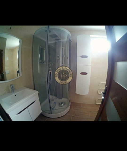 Prenájom 4 izbový mezonet - 10