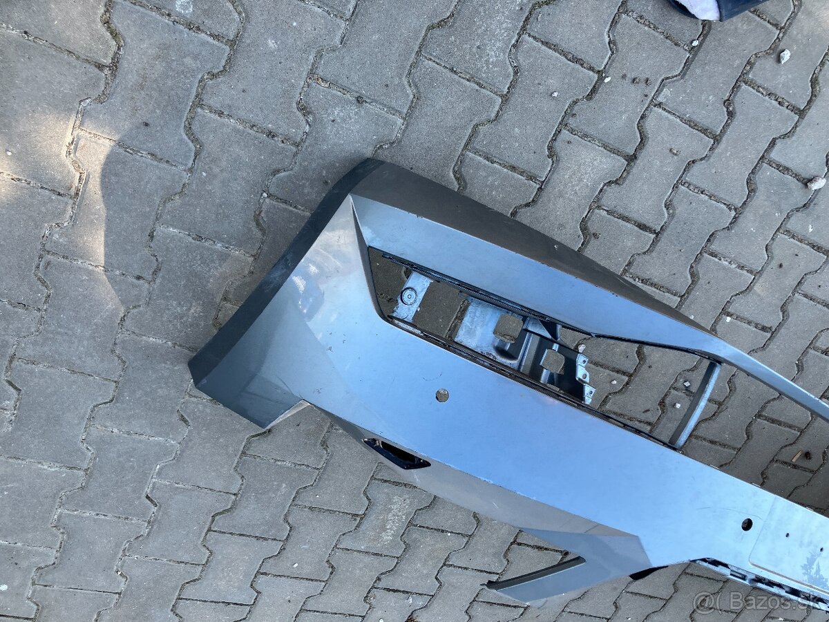 predni naraznik skoda superb 3 III ostrik 4pdc - 10