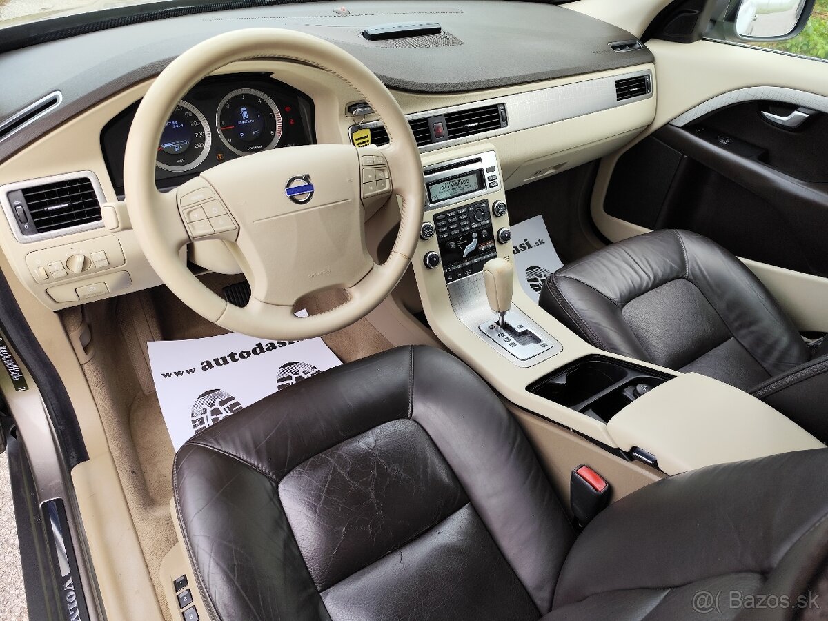 Volvo XC70 4x4 Kinetic Geartronic - 10