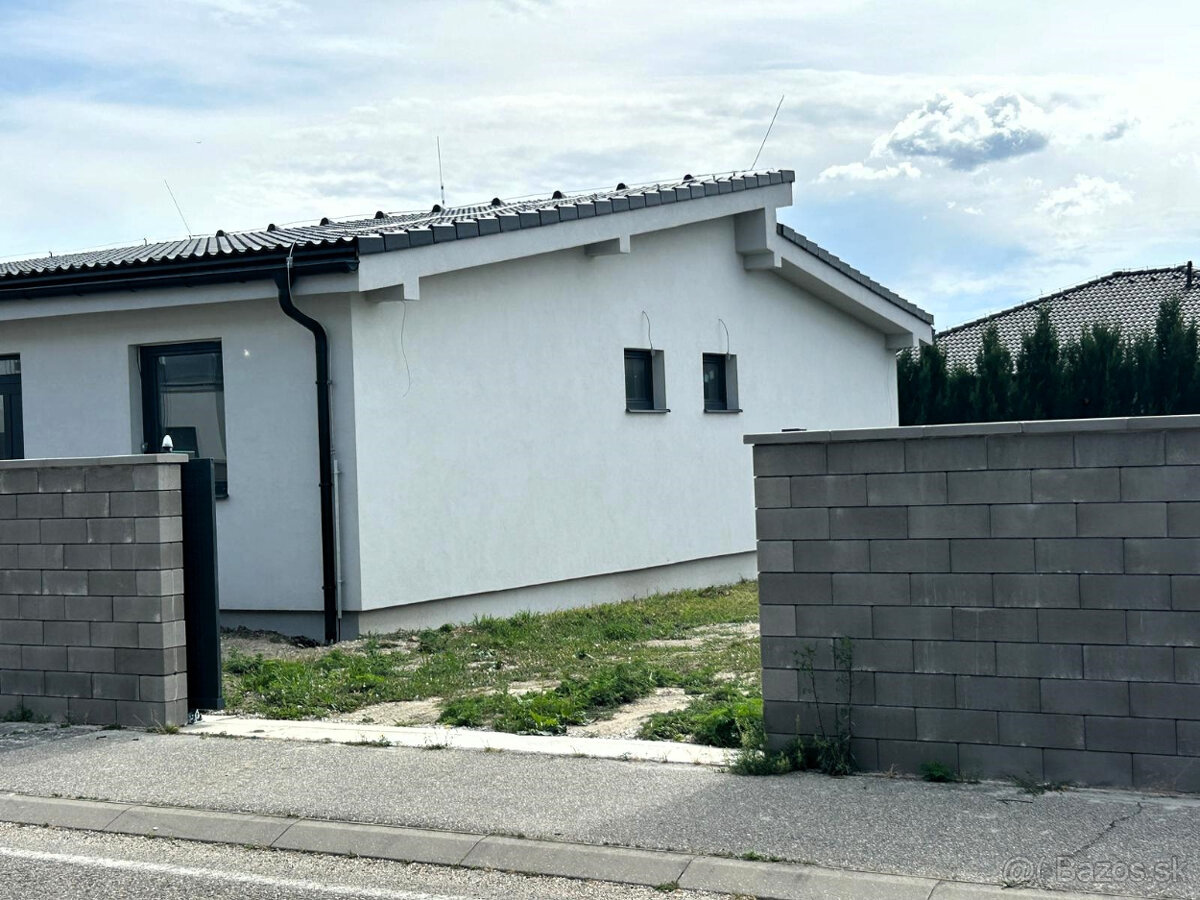 NOVOSTAVBA bungalovu v Slovenskom Grobe na predaj - 10