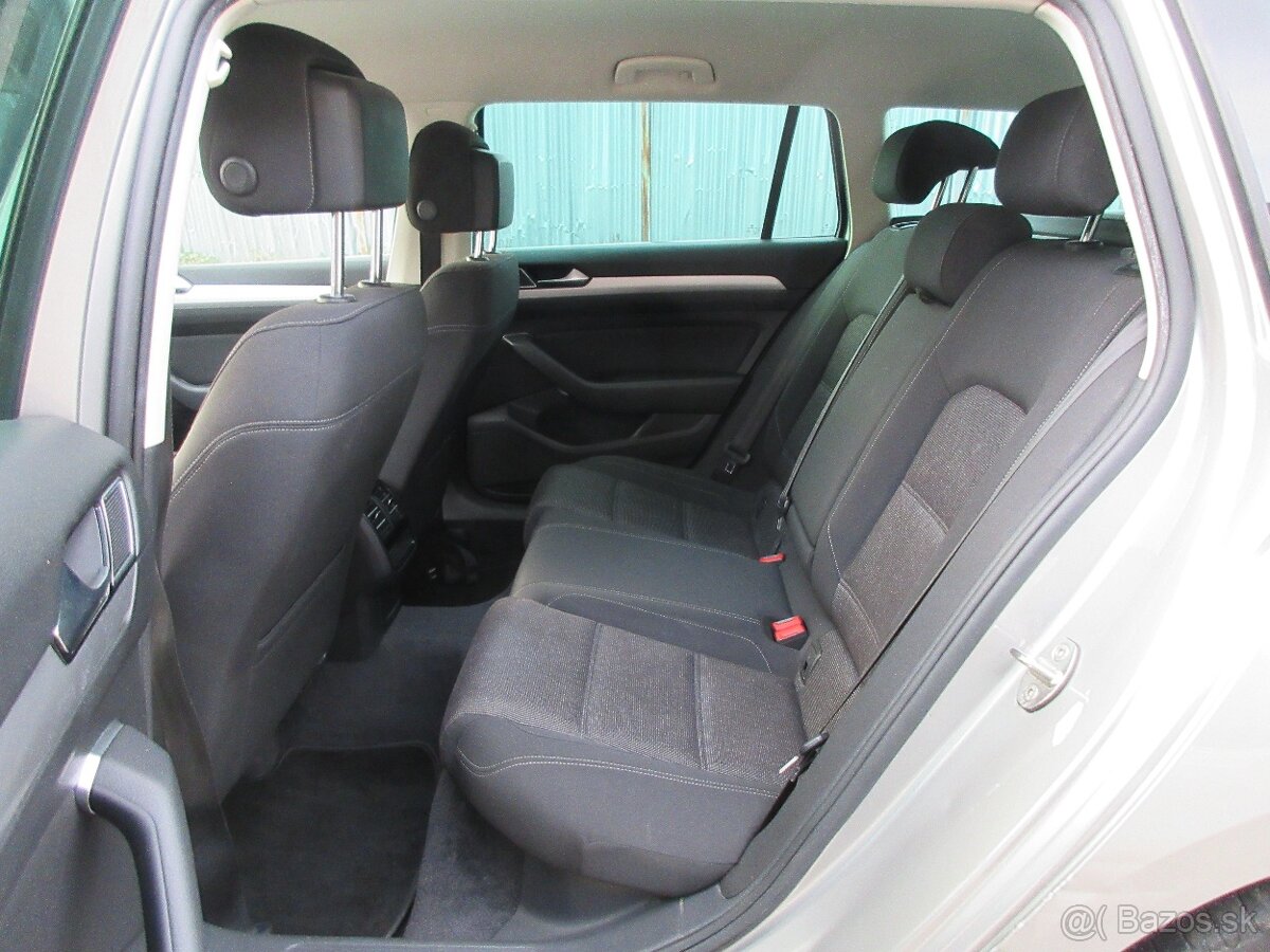 Volkswagen Passat Variant 2.0 TDI BMT Comfortline DSG - 10