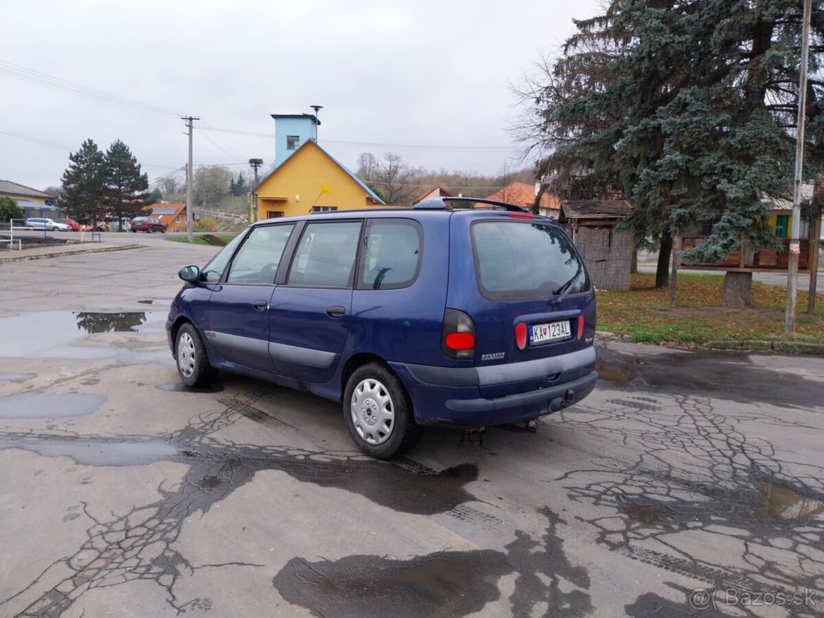 🚘 RENAULT ESPACE III 2.2 dCi 95 kW – 7-miestny - 10