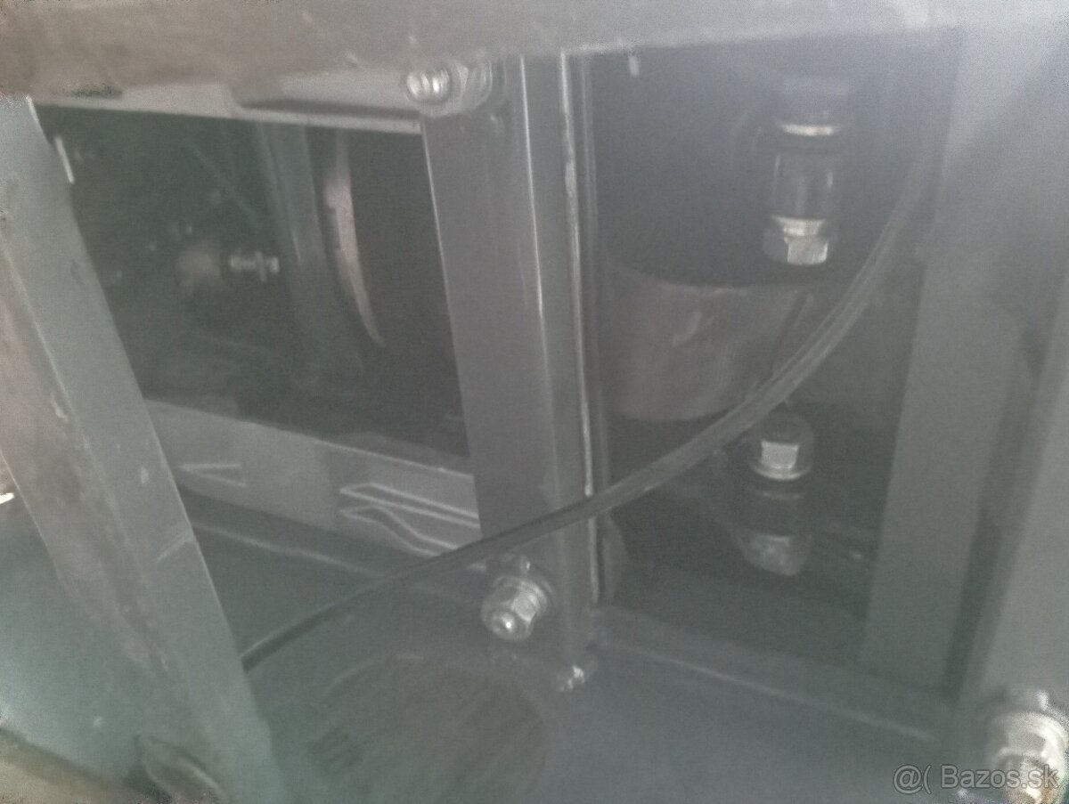 TATRA 815 Sedadla s bezpečnostným pásom - 10