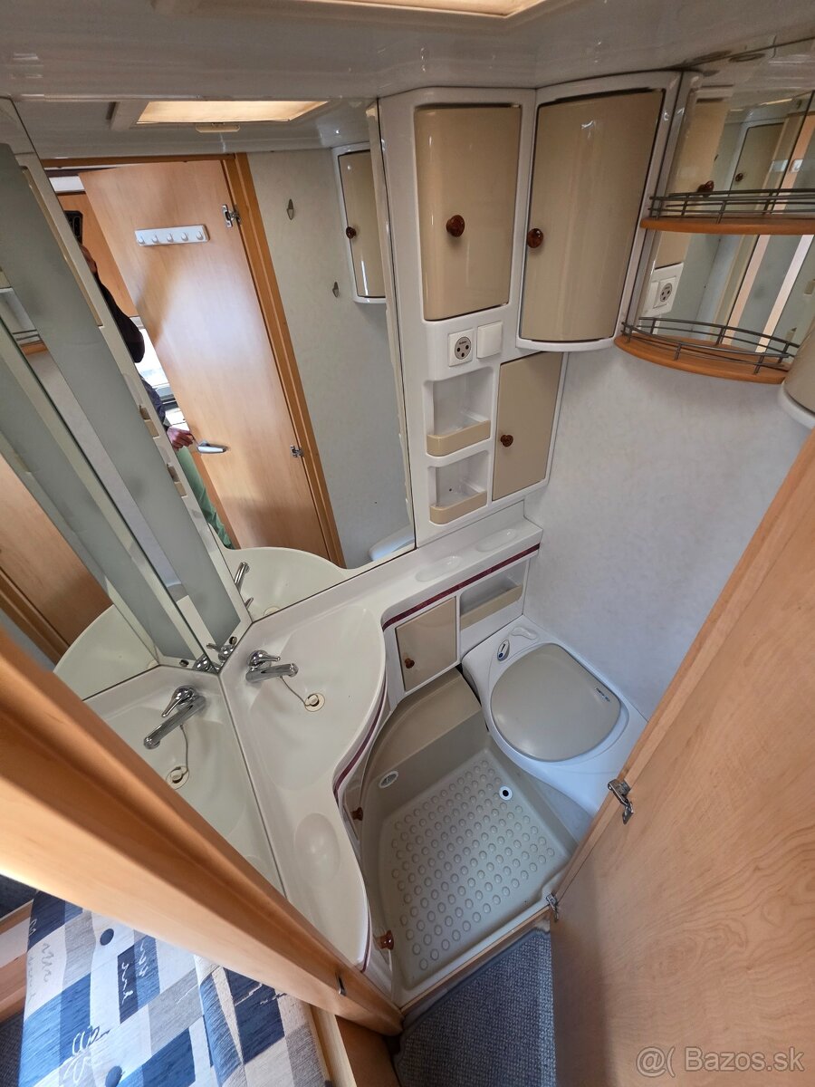 Obytny prives Hobby 440 De luxe - 2008, mover - 10