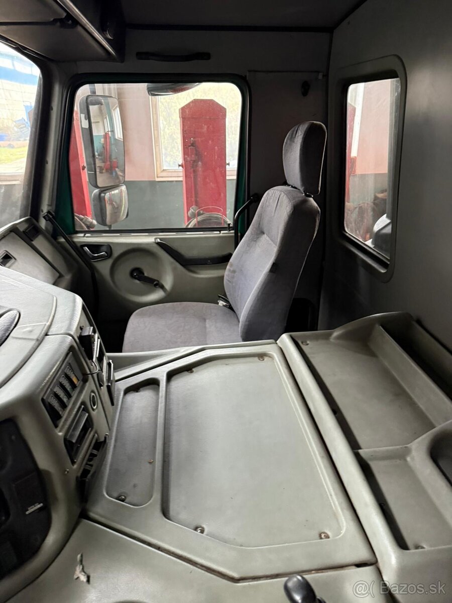 Tatra T815 4x4 sklapac euro 3 - 10