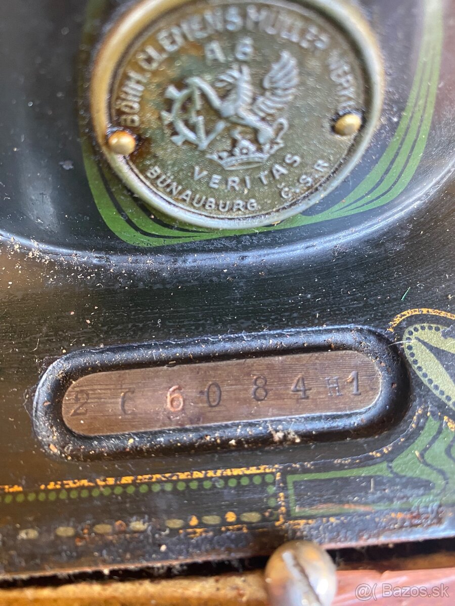 Šijacia mašina Veritas - 10