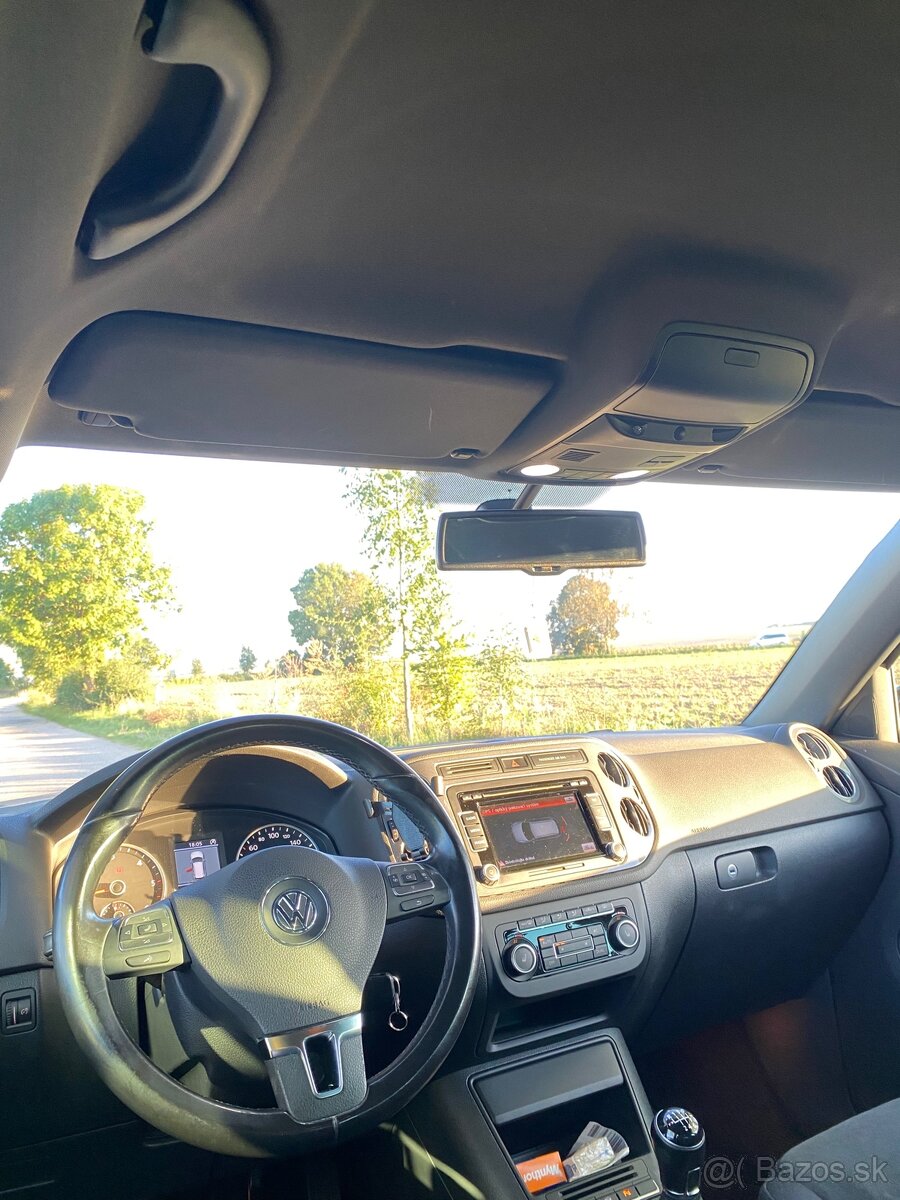 Volkswagen Tiguan 2.0 TDi R-line - 10