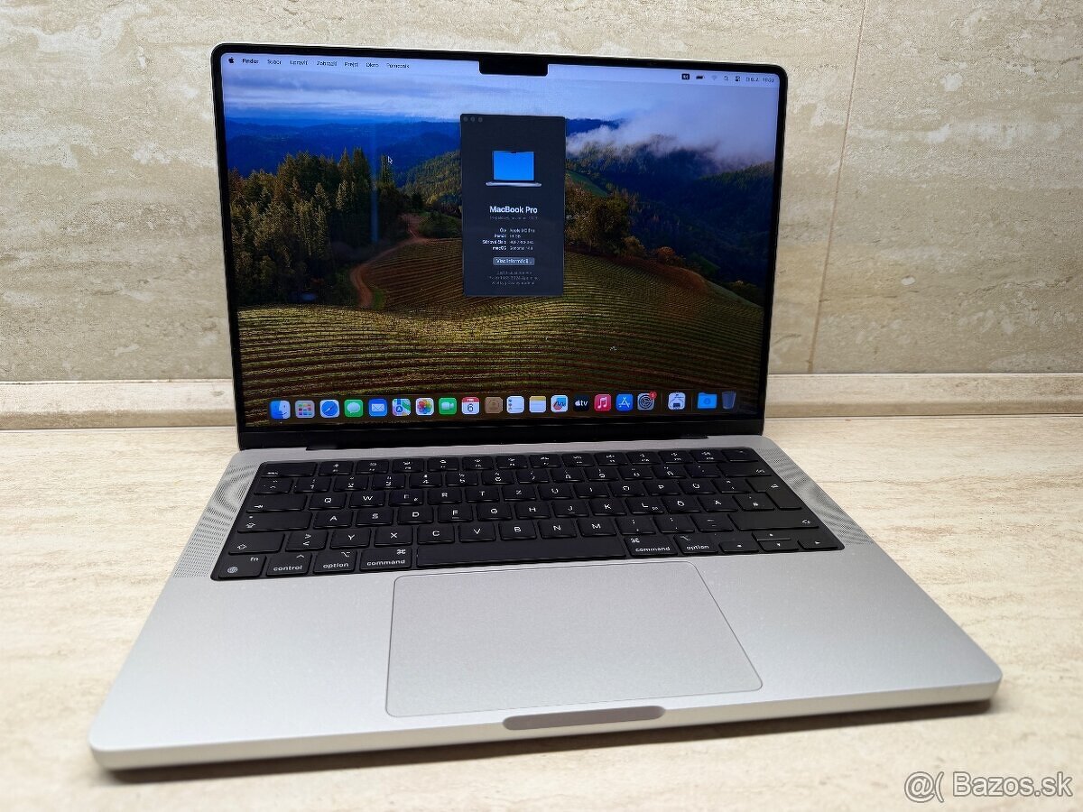 MacBook Pro 14" M3 Pro 18GB/1TB, batéria: 100%, 9 cyklov - 10