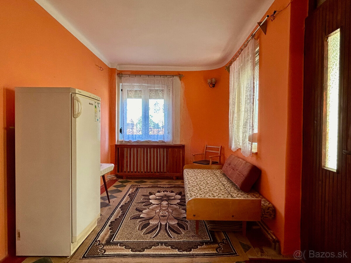 Na predaj čiastočne rekonštruovaný 4-izb. RD s garážou. - 10