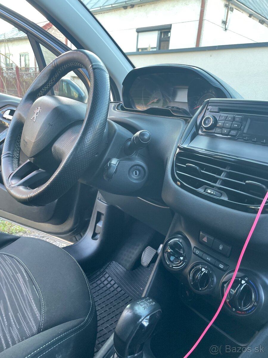 Peugeot 208 • 2012 • 1.4 Diesel • 50 kW • - 10