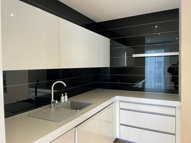 BA I. Luxusný byt s veľkou terasou v EUROVEA - 10