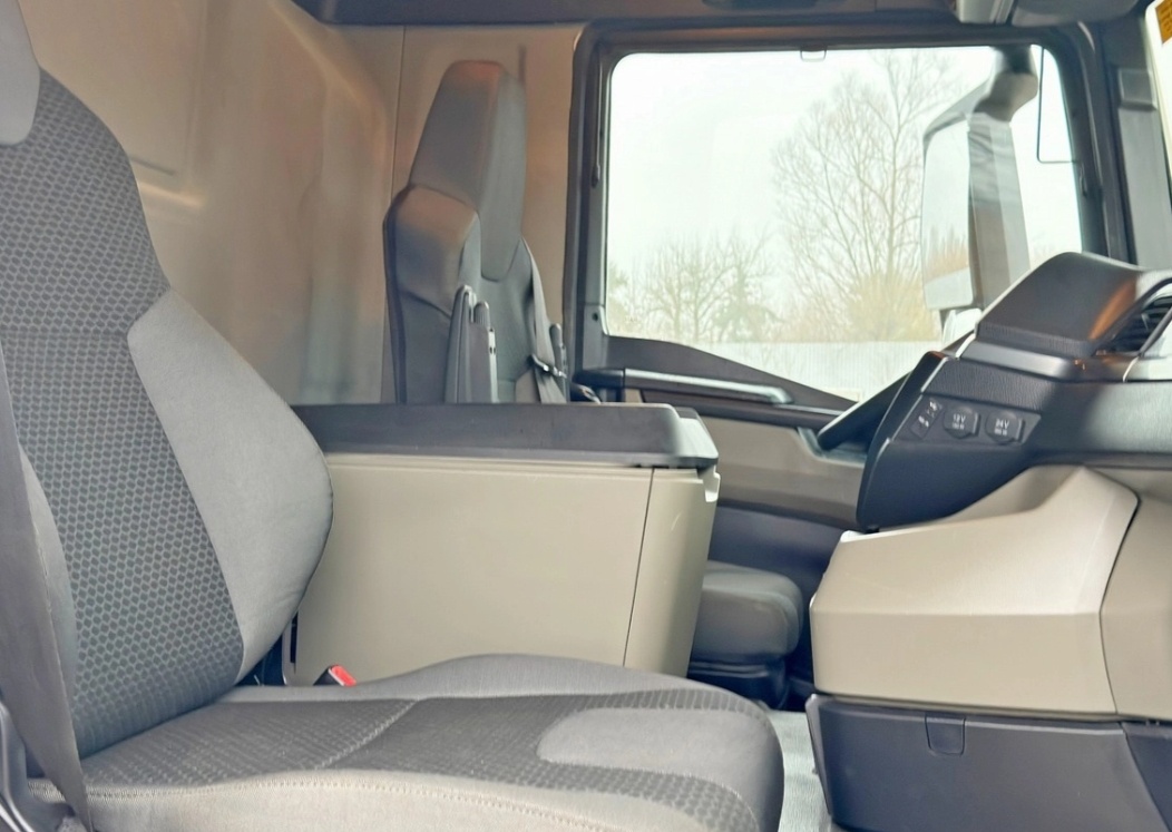 MAN TGS 41.470 8x4 E6 - sklápěč 2S bordmatik - 10