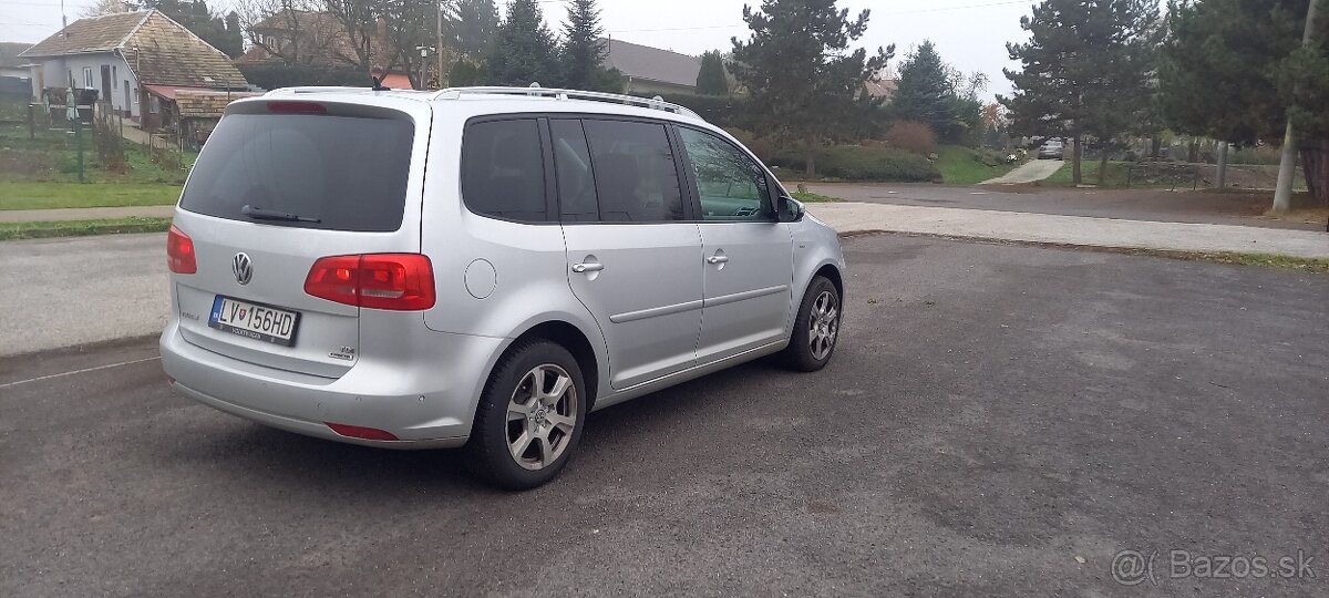 Volkswagen Touran 1.6TDI 77kw - 10