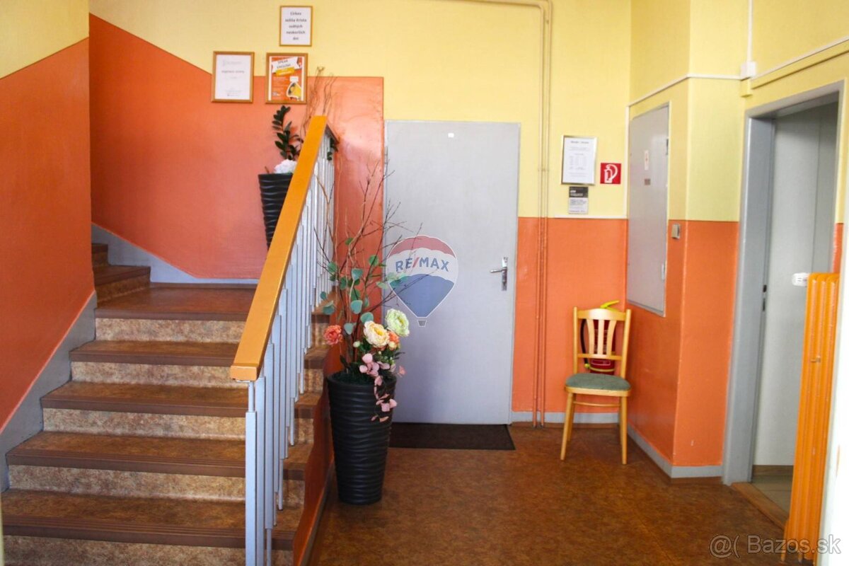 PRENÁJOM, kancelársky priestor, Spišská Nová Ves, Ul. Stará - 10