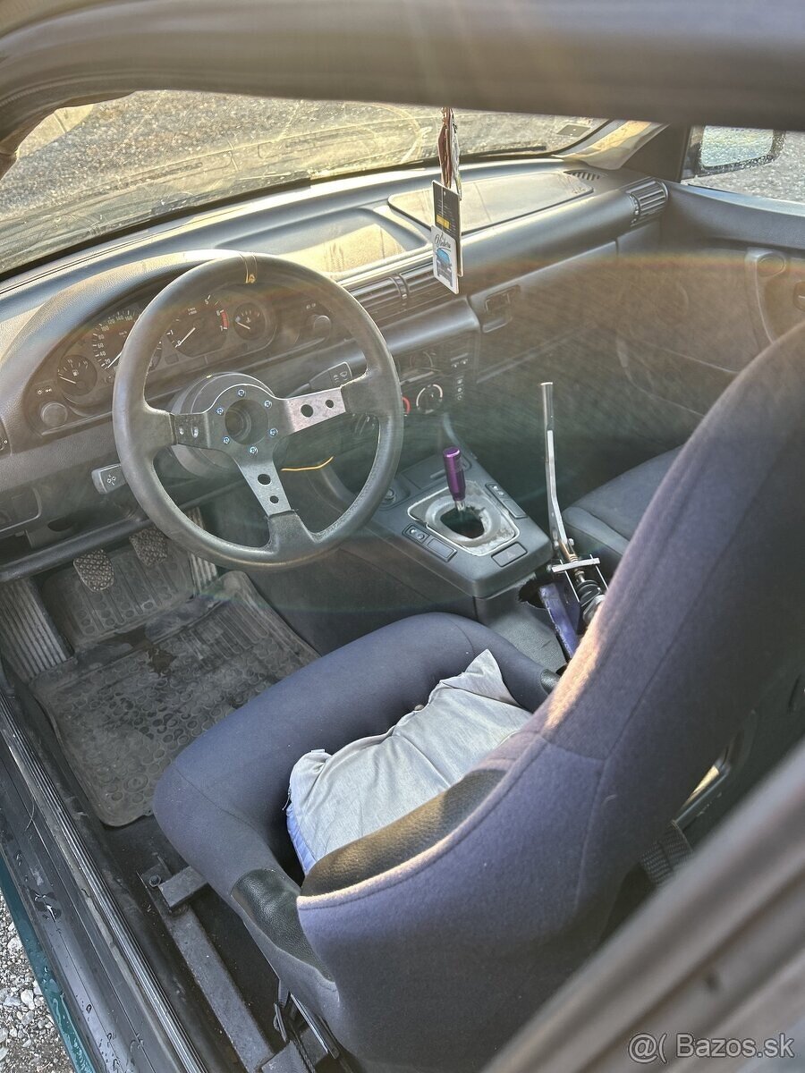 BMW E36 Compact 325i - 10