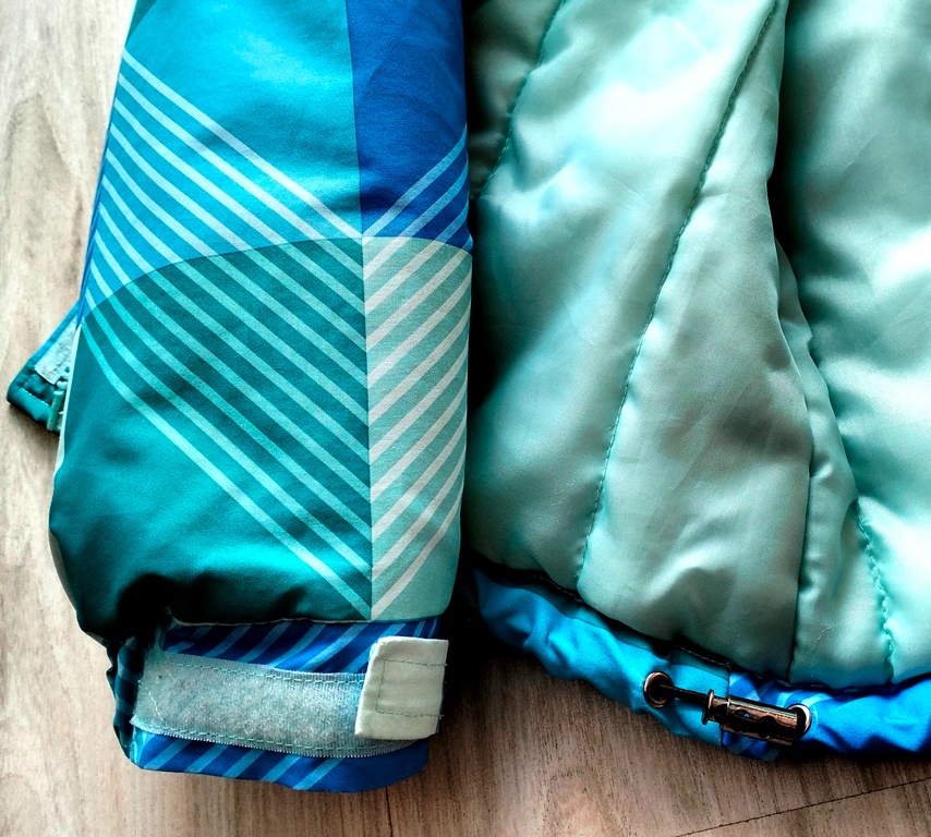 Tyrkysová vetrovka - 10