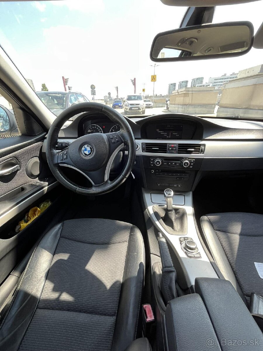 Bmw e91 318i - 10