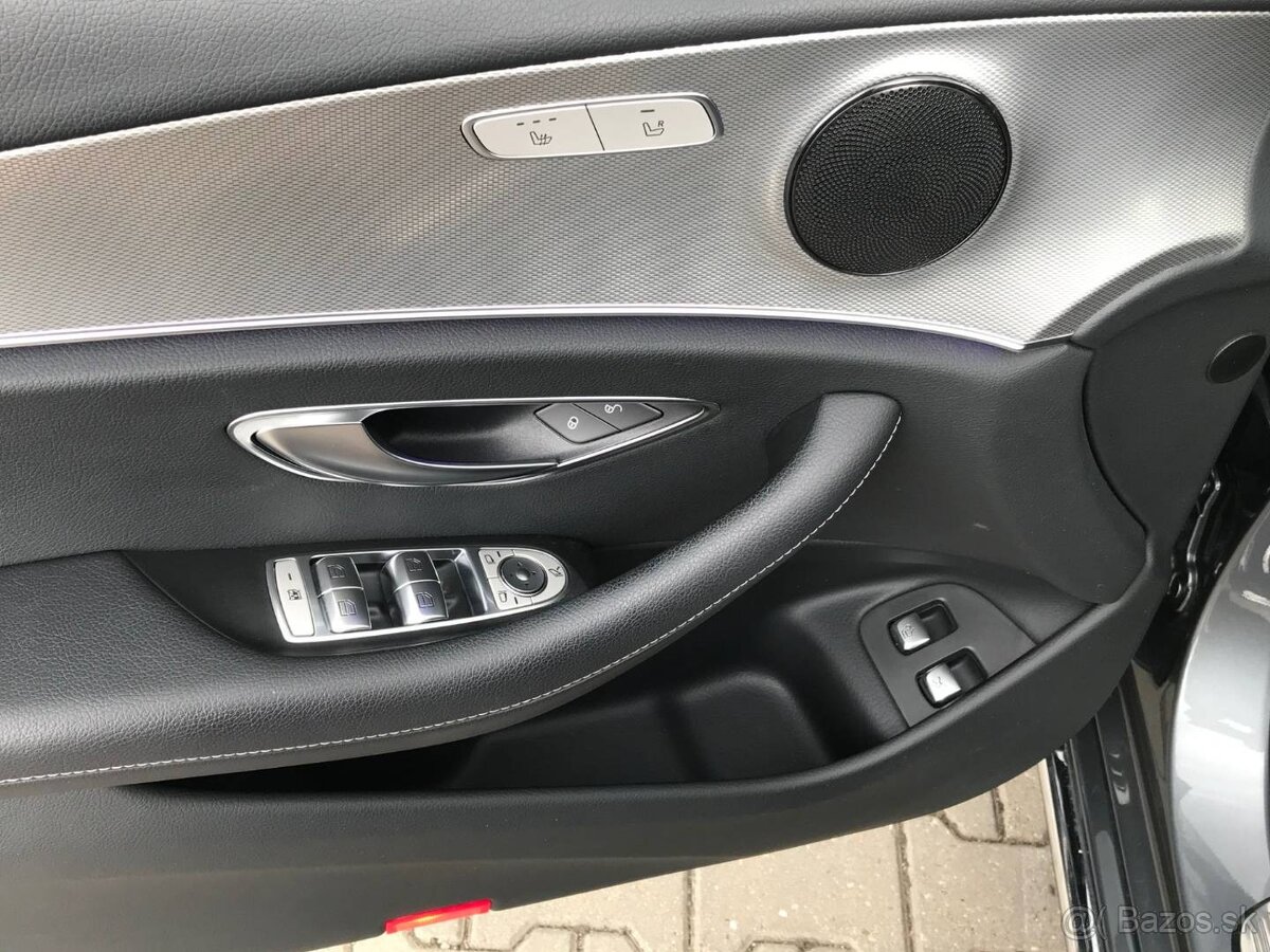 Mercedes-Benz E trieda Sedan 400d 4matic VZDUCHOVÝ PODVOZOK - 10