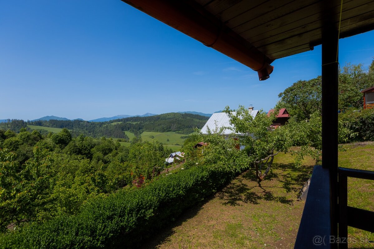Záhradná chatka s krásnym výhľadom na predaj - 10