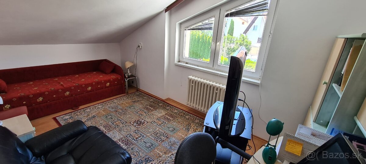 Priestranný rodinný dom v Bratislave - 10