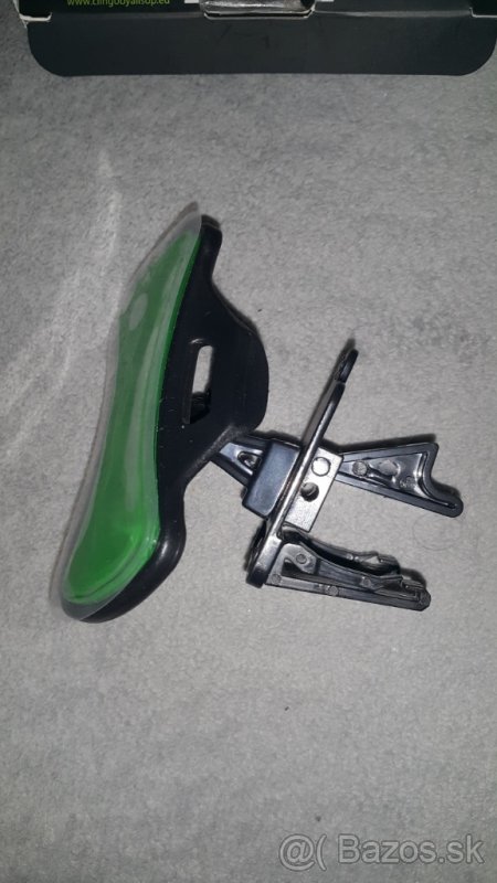 Clingo univerzálny držiak do auta - do vetracích otvorov - 10